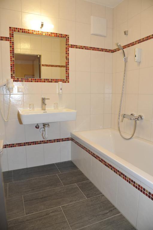 Hotel Gasthof Kamml Wals-Siezenheim Quarto foto